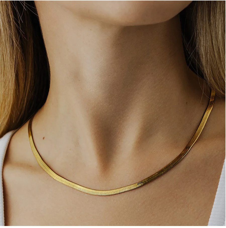 Italian 14K Gold Flat Mesh Link Chain Necklace